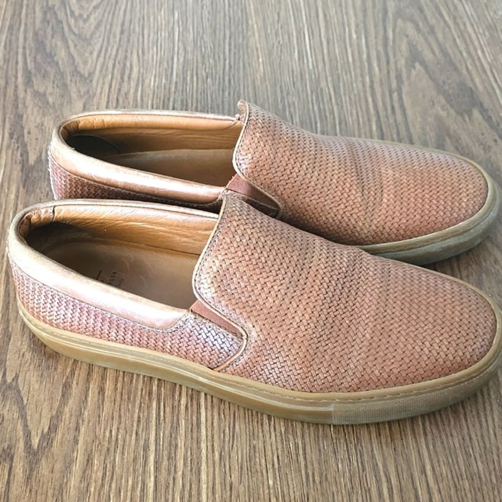 Aquatalia Men’s Waterproof Brown Slip Ons Size‎ 9.5